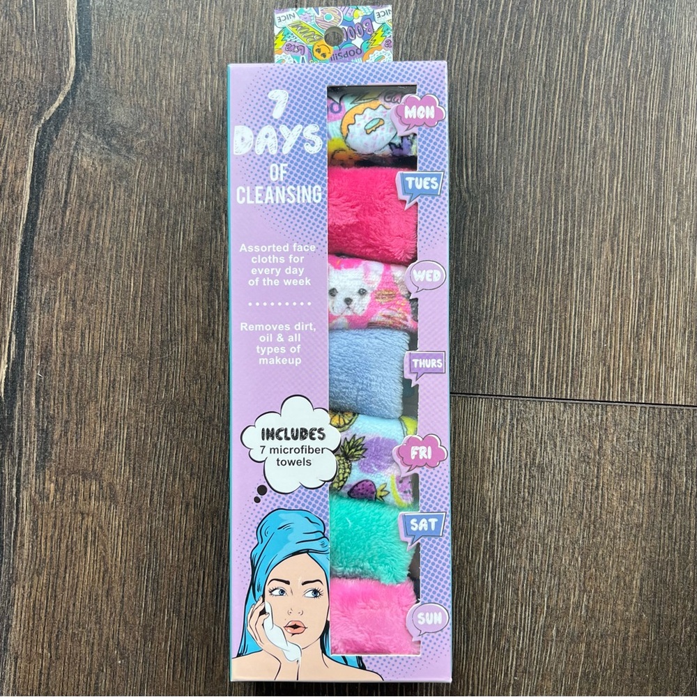 Brand New!Assorted microfibre face cloths for every day of the week Dogs pattern